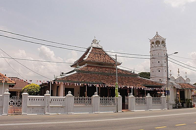 10 MOSQUE ARCHITECTURE IN MALAYSIA