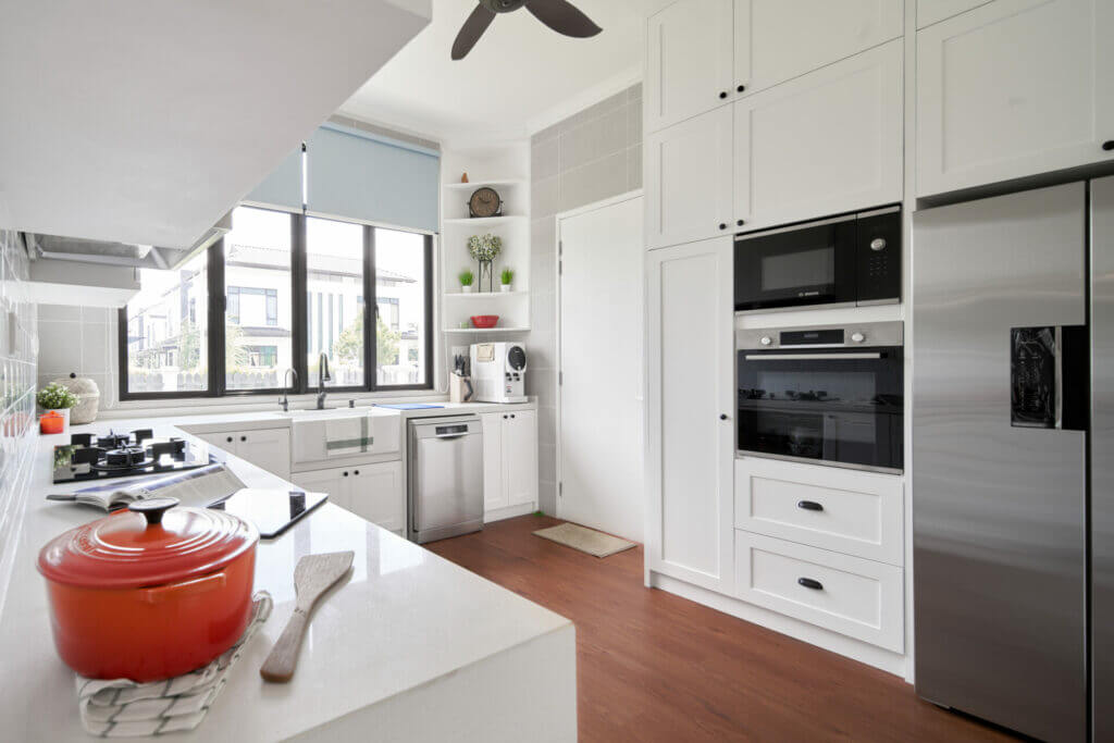 What You Should Know About Nyatoh (Solid Wood) Kitchen Cabinet